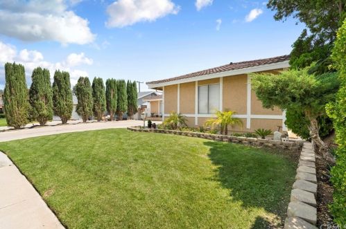 27148 Langside Ave, Santa Clarita, CA 91351-1040