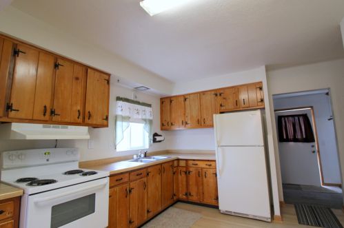 14 Balsam Ave, Midway, MN 56464-2411