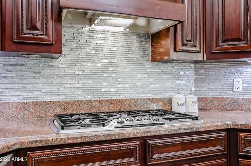 9610 Laurel Ln, Scottsdale AZ 85254-4901 exterior