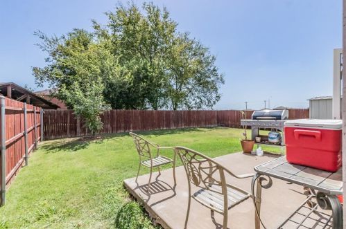 8625 Charleston Ave, Fort Worth TX  76123-1715 exterior