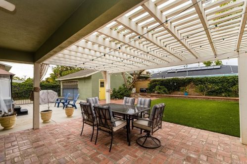 2717 Palmyra Ave, Orange CA 92869-4762 exterior