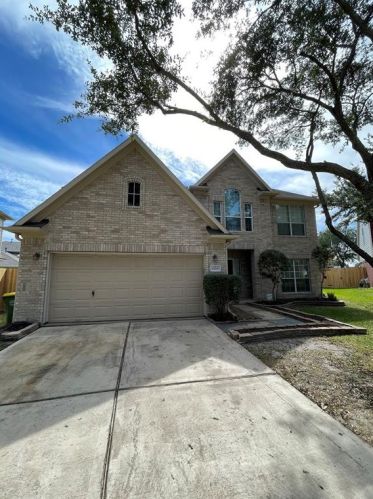 6508 Lauren Ln, Pearland, TX 77584-7023
