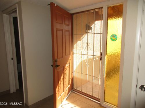 42 Calle Del Chancero, Green Valley, AZ 85614-3107