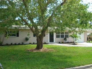 2101 23rd Ave, Bradenton, FL 34205-4526