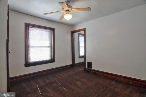 21 Adams St, Pottstown PA 19464-4102 exterior