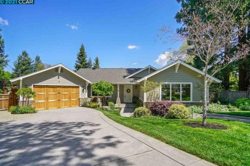 8 Diamond Ct, Danville, CA 94526-2321