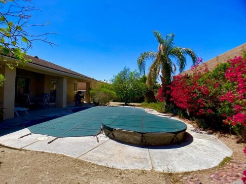 67944 Nicole Ct, Desert Hot Springs, CA 92240-6896