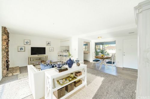22855 Nadine Cir, Torrance, CA 90505-2799