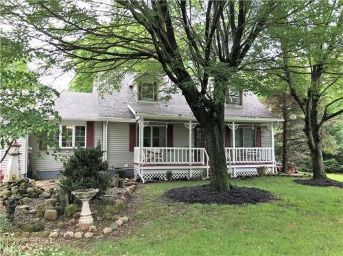 15710 Mason Rd, Vermilion, OH 44089-9207