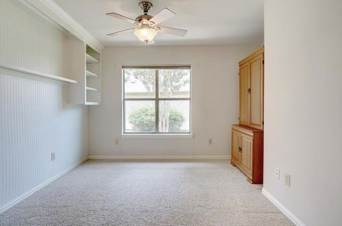 10721 Southerland Dr, Denton TX  76207-8681 exterior