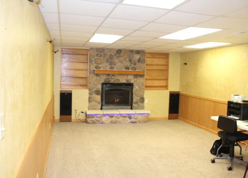 11597 14 Ave, Kenosha WI 53140-2281 exterior