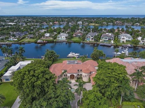 1030 Galleon Dr, Naples FL  34102-7706 exterior