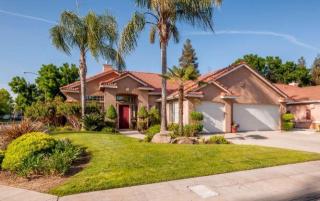 5478 Athens Ave, Fresno, CA 93722-2397