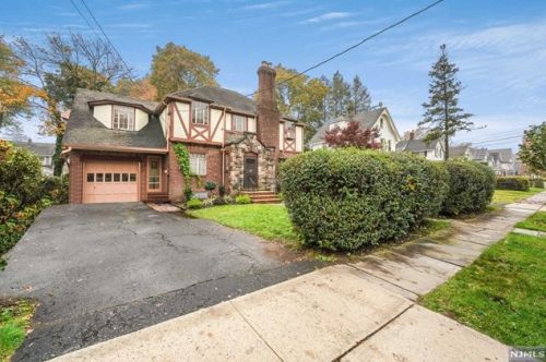 148 John St, Englewood, NJ 07631-2226