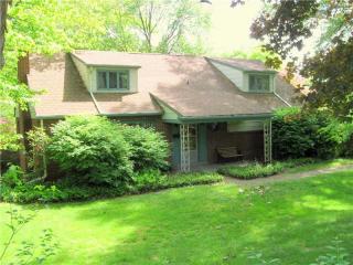 900 Hulton Rd, Oakmont, PA 15139-1347