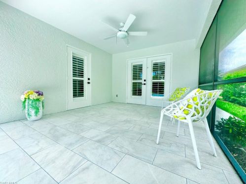 568 95th Ave, Naples FL  34108-2453 exterior