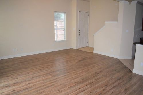 616 Rosemead Dr, Euless TX  76039-8517 exterior