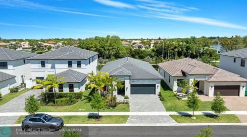 17451 41 St, Hollywood FL 33029-5035 exterior