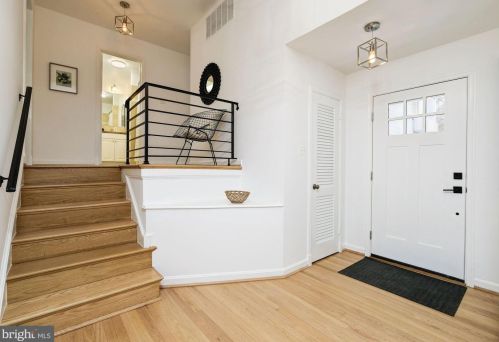 6310 Oregon Ave, Washington, DC 20015-2224