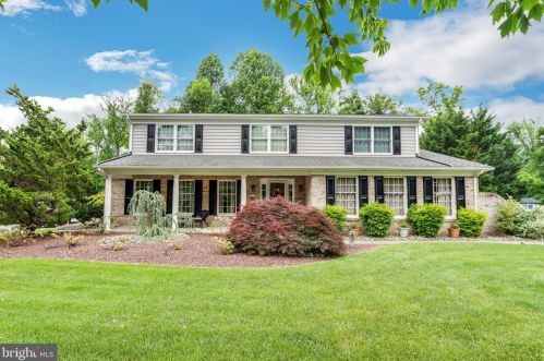919 Sugar Pine Dr, Bear, DE 19701-2166