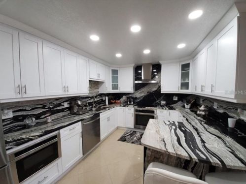 4051 Benson Ave, Saint Petersburg FL  exterior