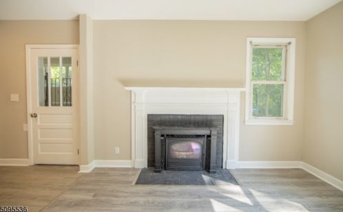 451 River Rd, Rahway NJ  07065-4203 exterior