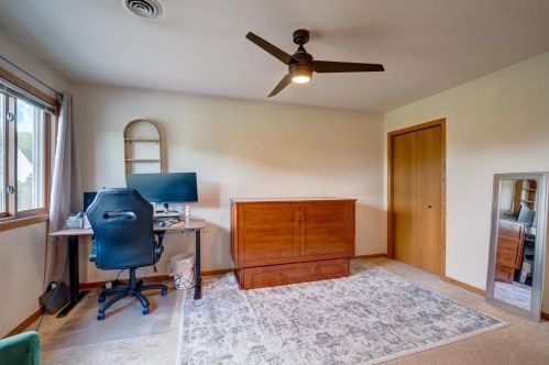 31 Ponwood Cir, Madison WI  53717-1179 exterior