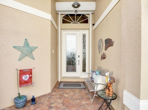 441 Chartwell Pl, Naples, FL 34110-7040