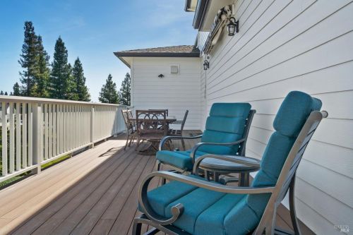3736 Woodbourne Pl, Santa Rosa CA  95403-0941 exterior