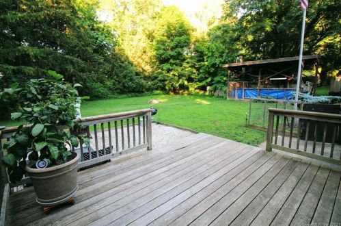 99 Laurel Hill Rd, Brookfield Center CT  06804-1014 exterior