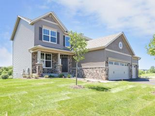 9060 179th St, Lakeville, MN 55044-3544