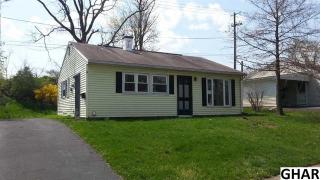 1041 Pine St, Hbg Inter Airp, PA 17057-2122