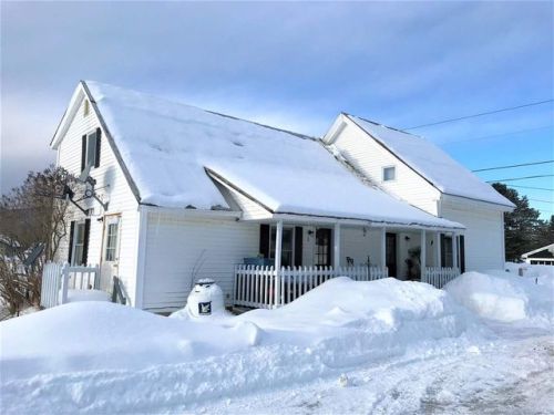 420 Ferry St, Hyde Park, VT 05655-9002