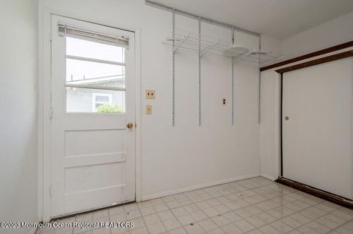 129 Whittier Rd, Bricktown NJ  08724-2404 exterior