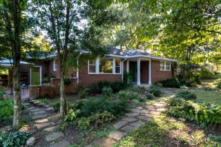 119 Allendale Dr, Nashville, TN 37205-3601