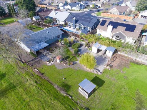 6530 Old Redwood Hwy, Santa Rosa CA  95403-1480 exterior