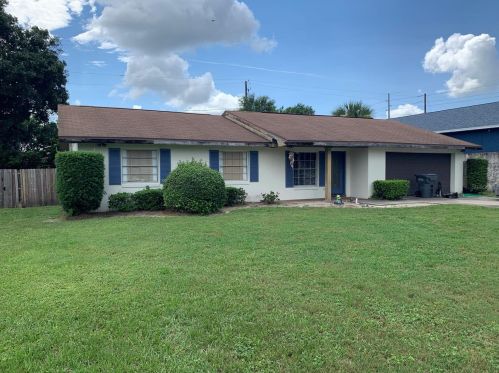 104 Lincoln Rd, Winter Haven, FL 33884-2226