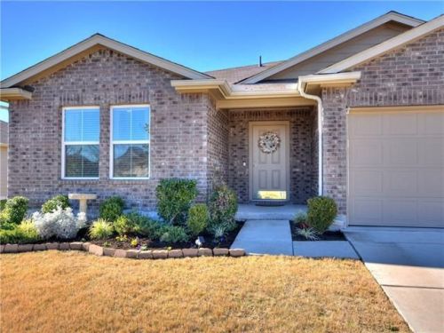 106 Stewart Dr, Monadale, TX 78634-4452