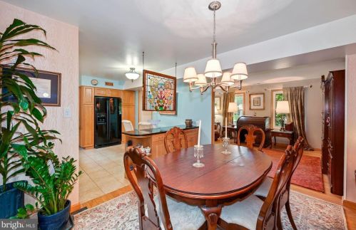 8315 Collins Ave, Camden NJ  08109-3568 exterior