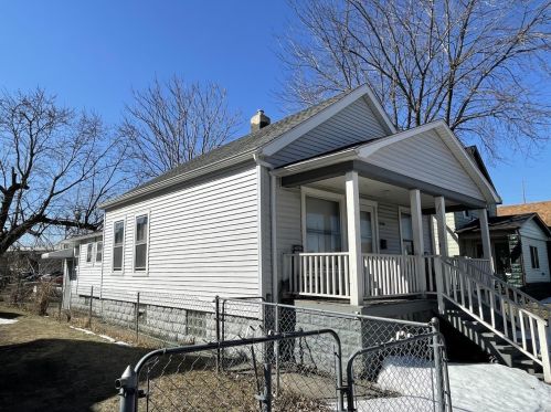 828 Truman St, Hammond, IN 46320-1344