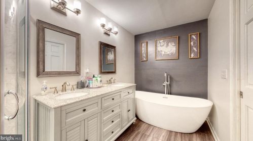 54 Hilldale Rd, Dover DE  19901-3315 exterior