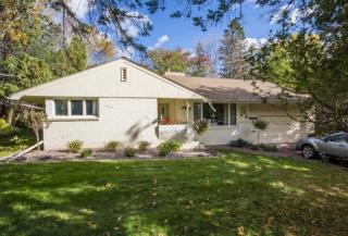 6 36th Ave, Duluth, MN 55804-1821