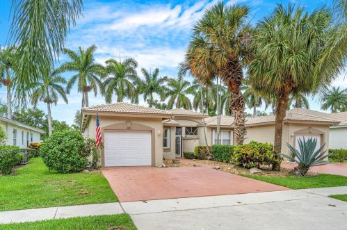 9627 Crescent View Dr, Boynton Beach, FL 33437-5929