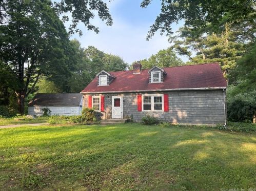 332 Colonel Ledyard Hwy, Gales Ferry, CT 06339-1910