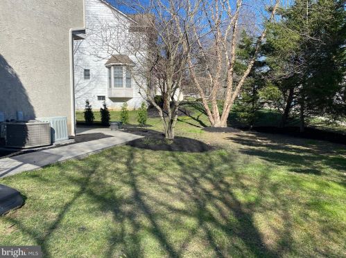 2123 Basswood Dr, Miquon PA 19444-2328 exterior