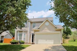 9 Hartsfield Ct, Greensboro, NC 27407-6146