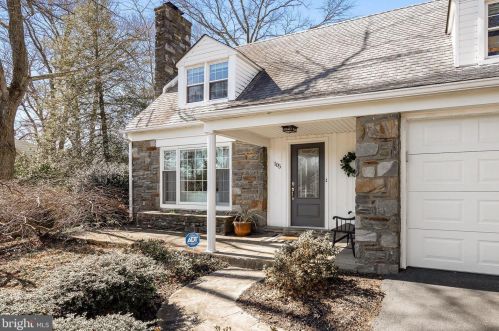 105 Peirce Rd, Wilmington, DE 19803-3727