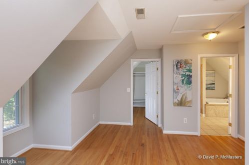 277 Black Cub Run Ln, Harpers Ferry WV  25425-6805 exterior