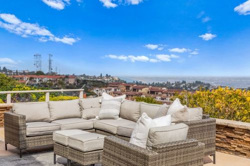 5531 Seaside Heights Dr, Palos Verdes Estates CA  90275-4932 exterior