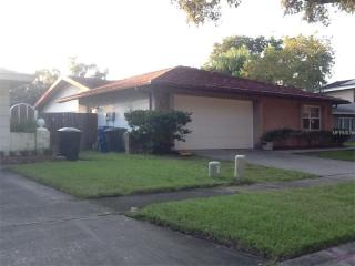 1131 Breeze Dr, Largo, FL 33770-1638
